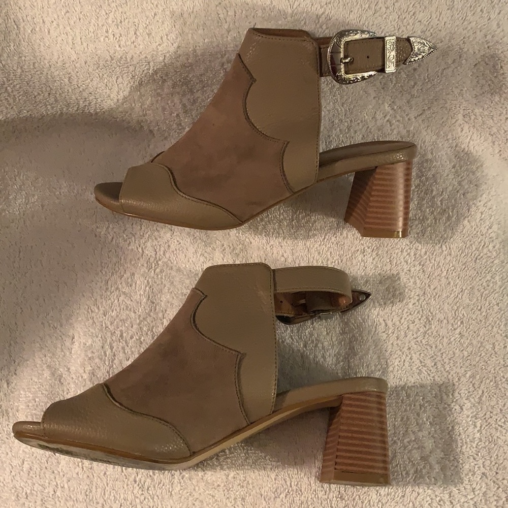Open toe/heel bootie - Picture 7 of 13